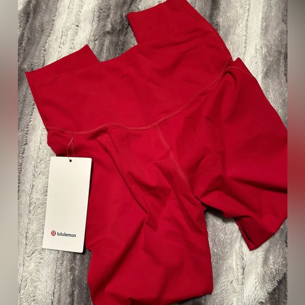 Lululemon Base Pace HR 25” Dark Red Size 6